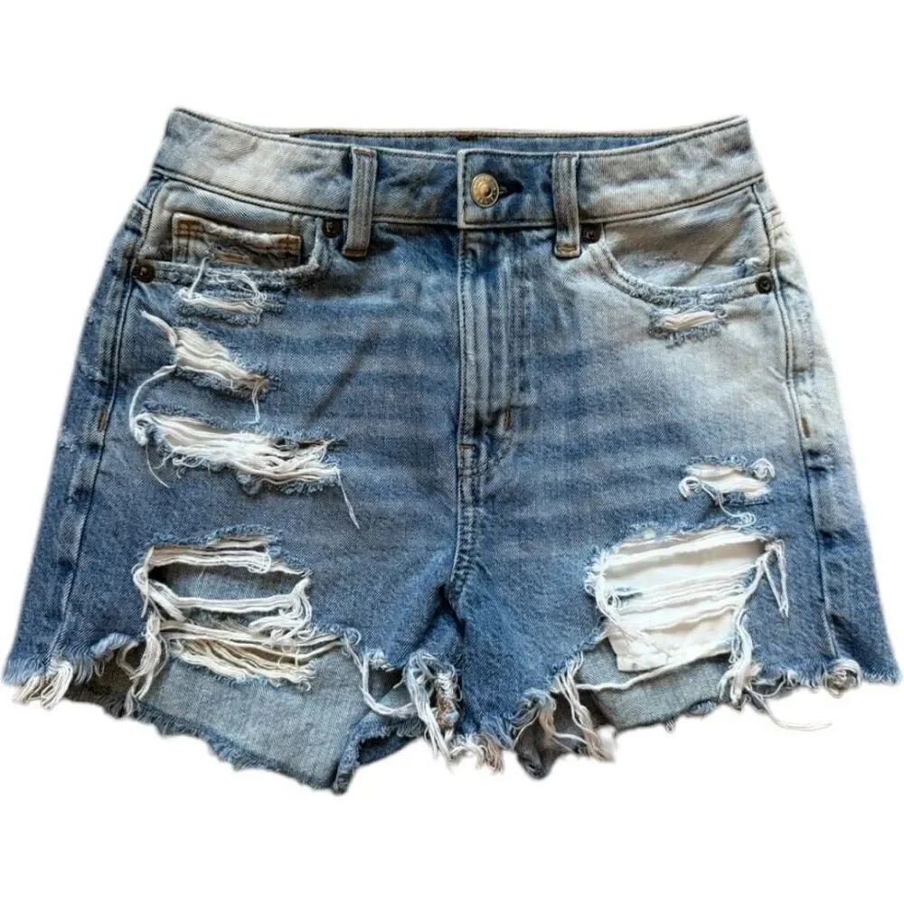 Womens American Eagle Light Wash High Rise Distressed Mom Denim Jean Shorts - 00